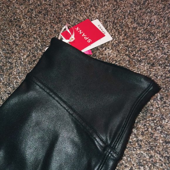 SPANX ~ EVEREVE - Picture 1 of 9